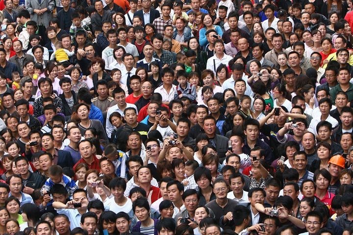 China's population down by 859,000 to 1.41 billion in 2022