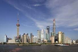 Shanghai continues to attract financial investment