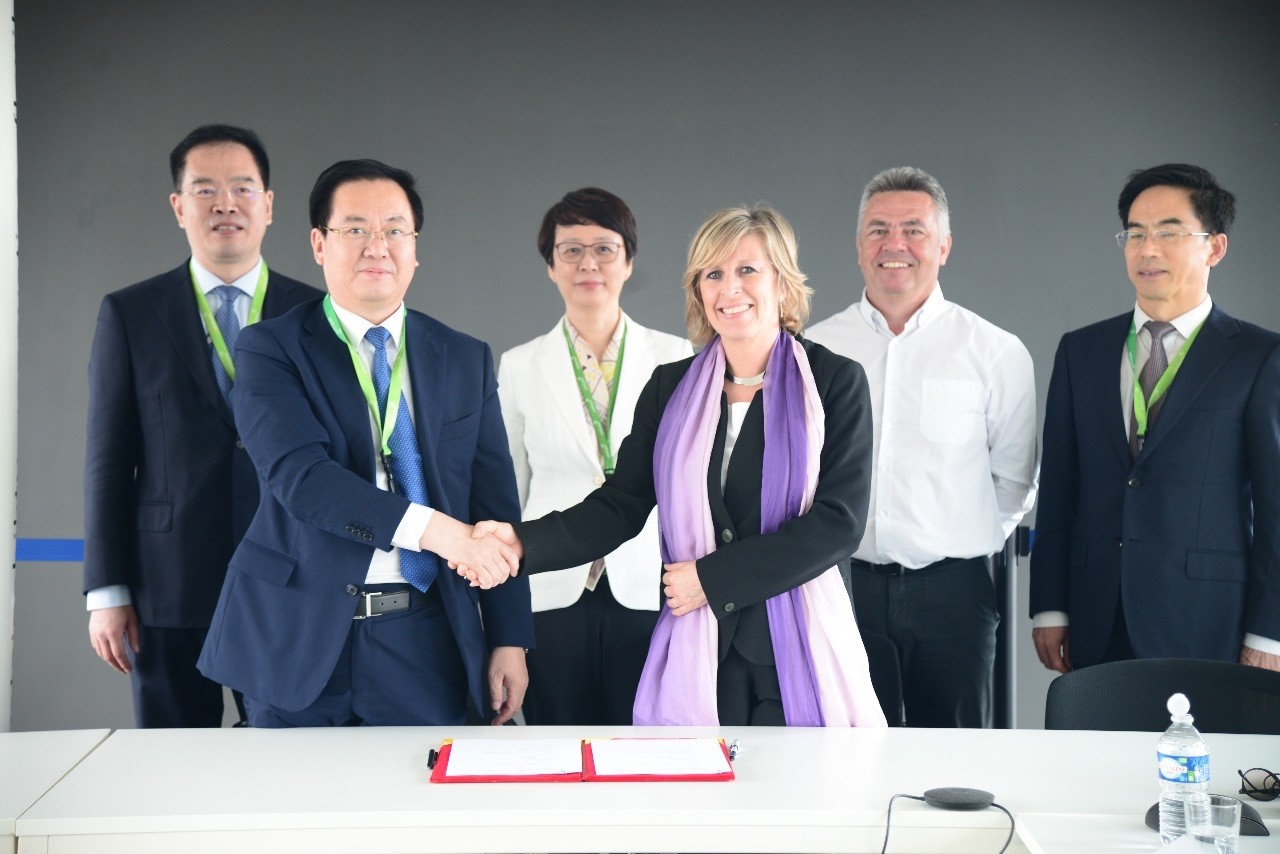 Renewal of the Structural Partnership of Weihai City to the FCCC and Visit to Umicore