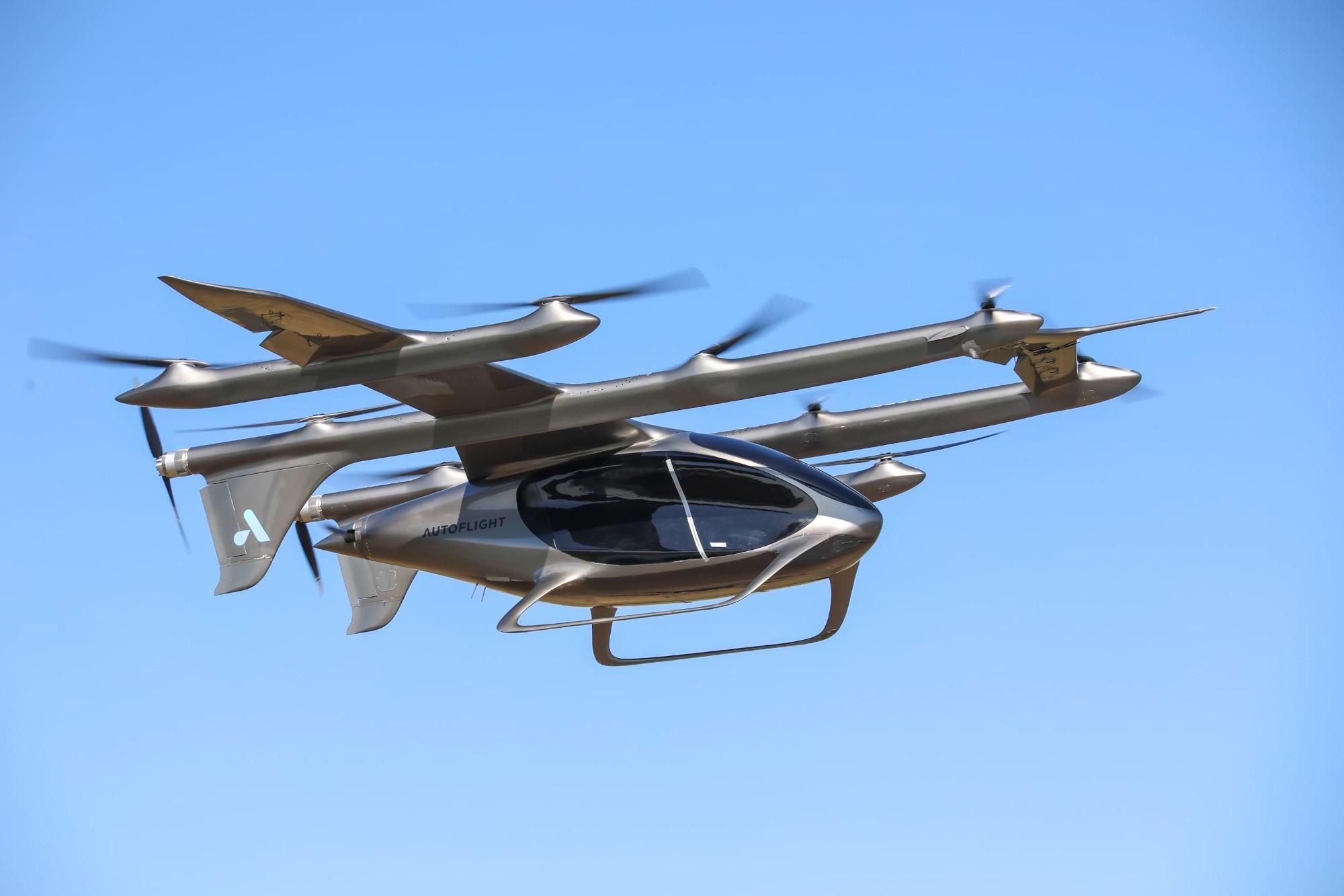 Electric air taxi conducts first demonstration flight in Guangdong