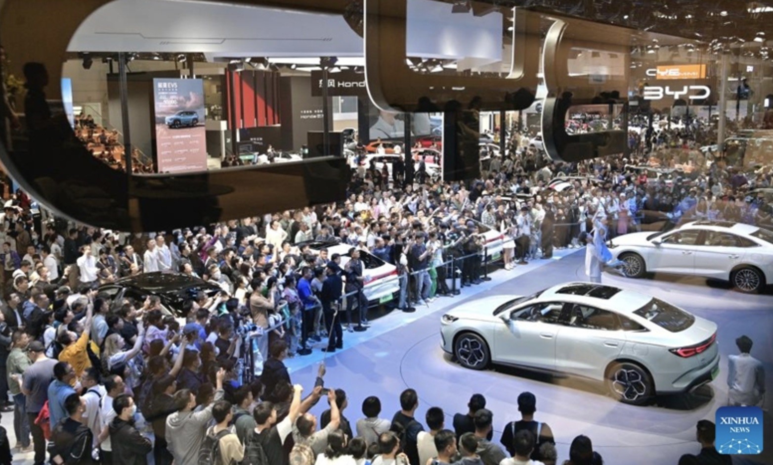 NEV registrations hit record high as Chinese manufacturers climb the Fortune 500 list