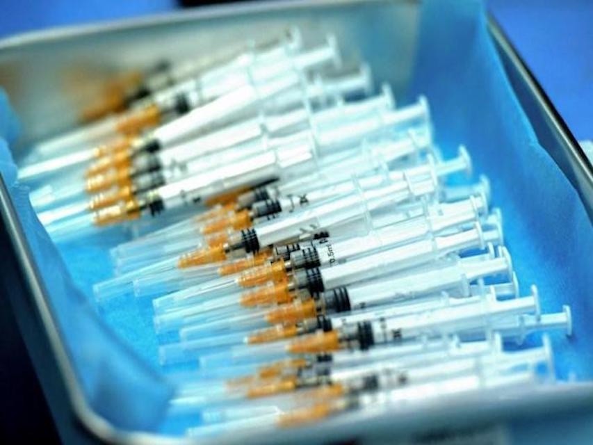 Facing imported cases and new variants, China speeds up vaccination drive and reiterates importance of wearing face mask