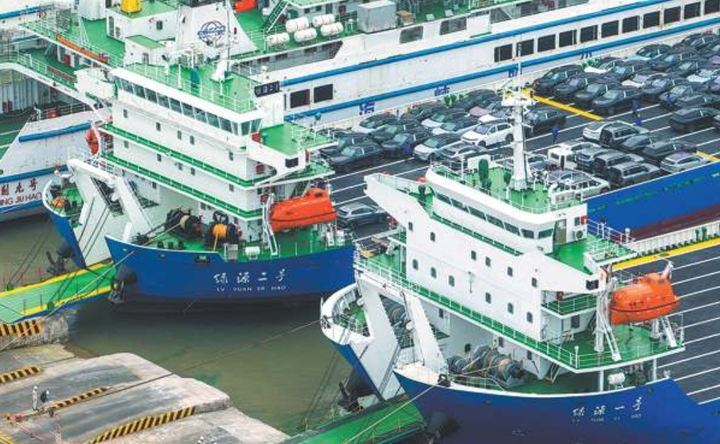 China's shipping charts digital, green and smart course