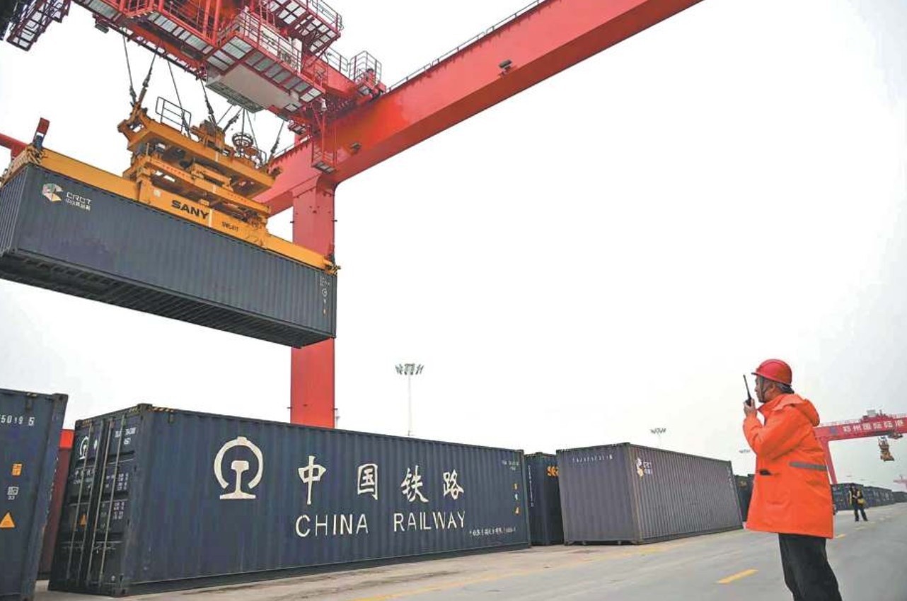 Inland Henan province becoming a logistics base