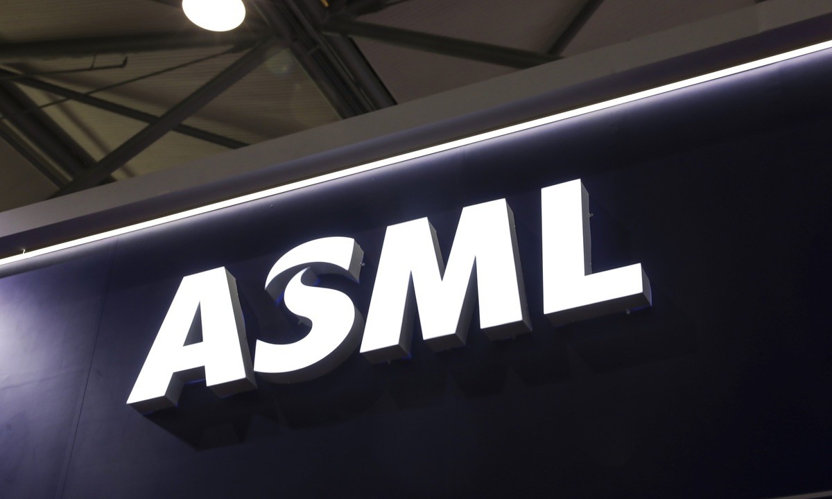Tighter export curbs would push China to develop its own lithography equipment, says ASML CEO Fouquet