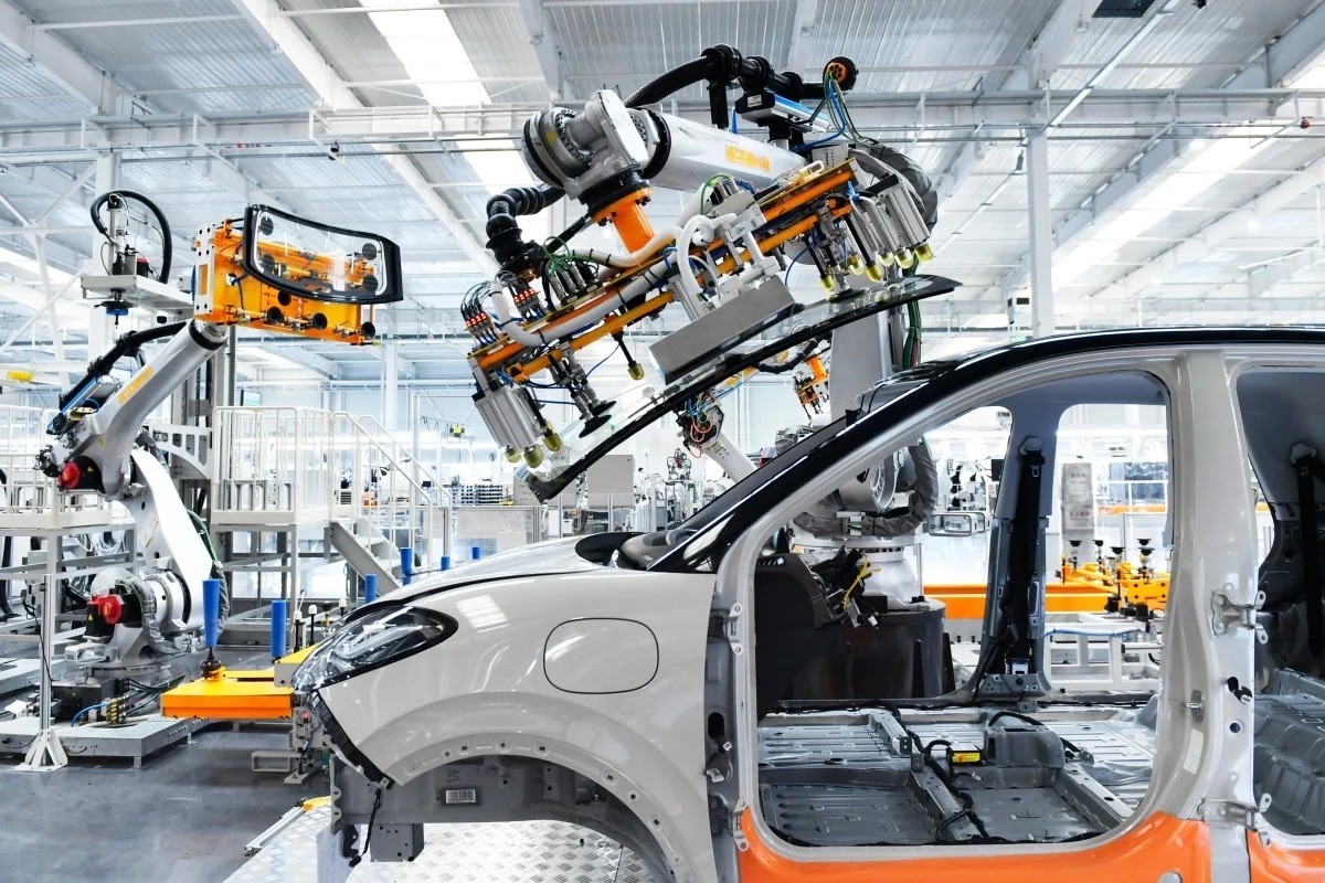 Wuhan SAIC and GM extend joint venture by 20 years as Chinese market remains key
